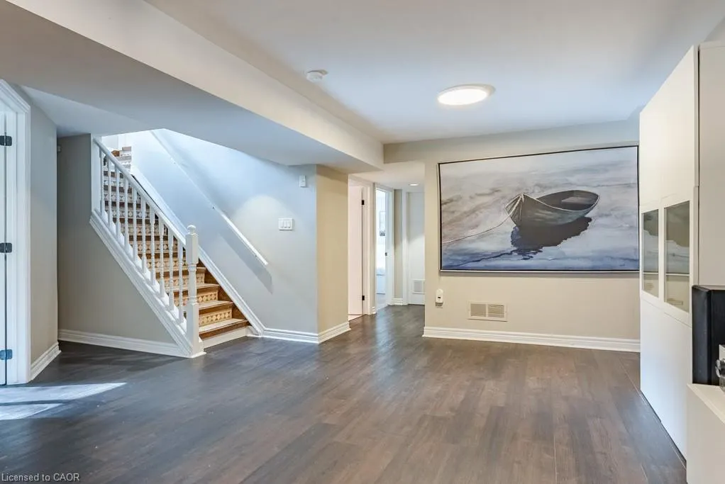 32 Parker Avenue