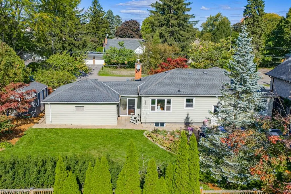 32 Parker Avenue