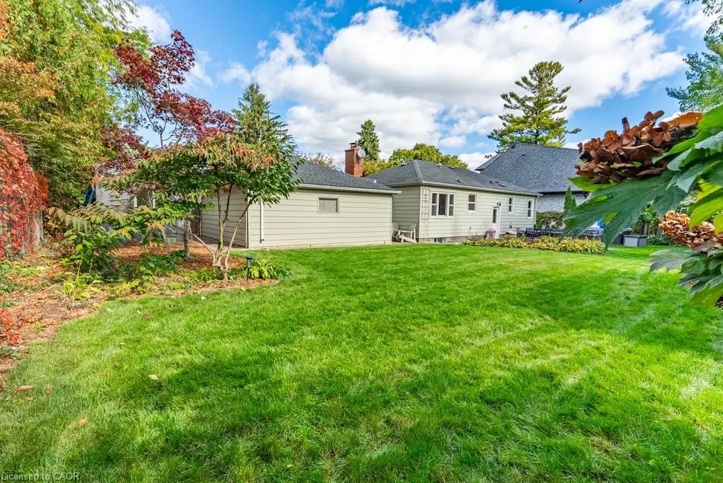 32 Parker Avenue