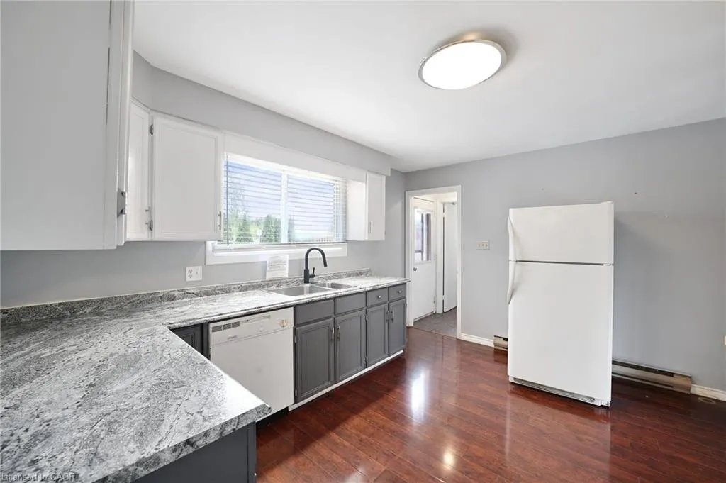 1 Jeffery Drive