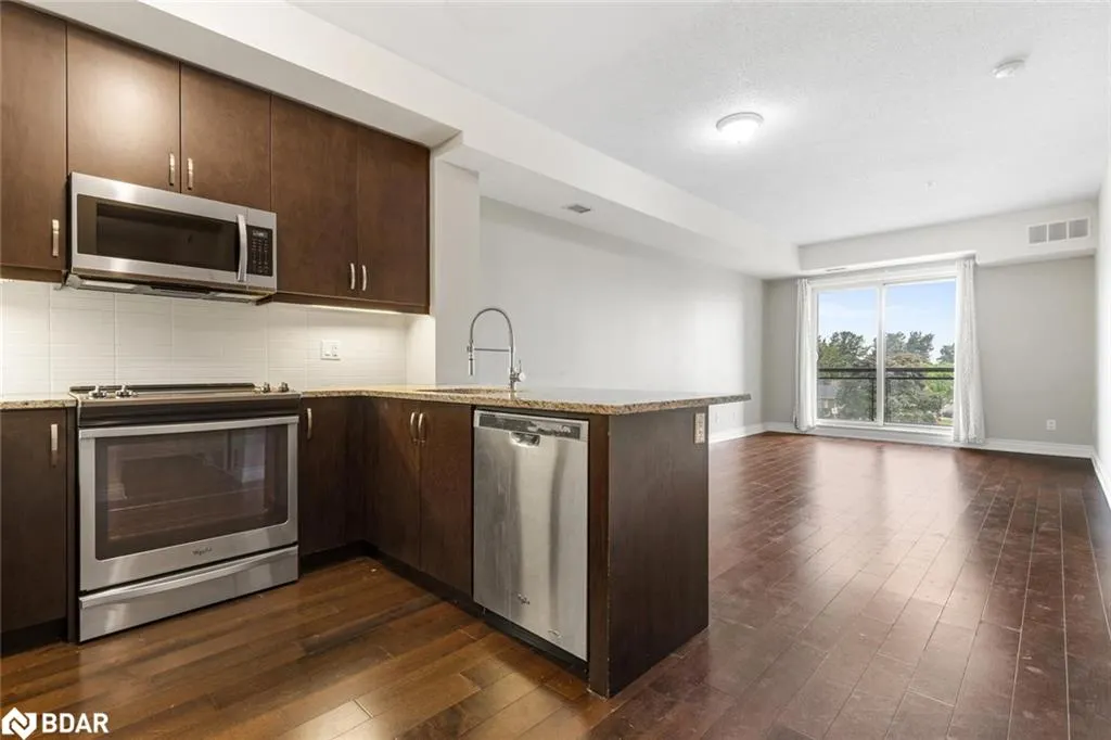 3170 Erin Mills Parkway, #333