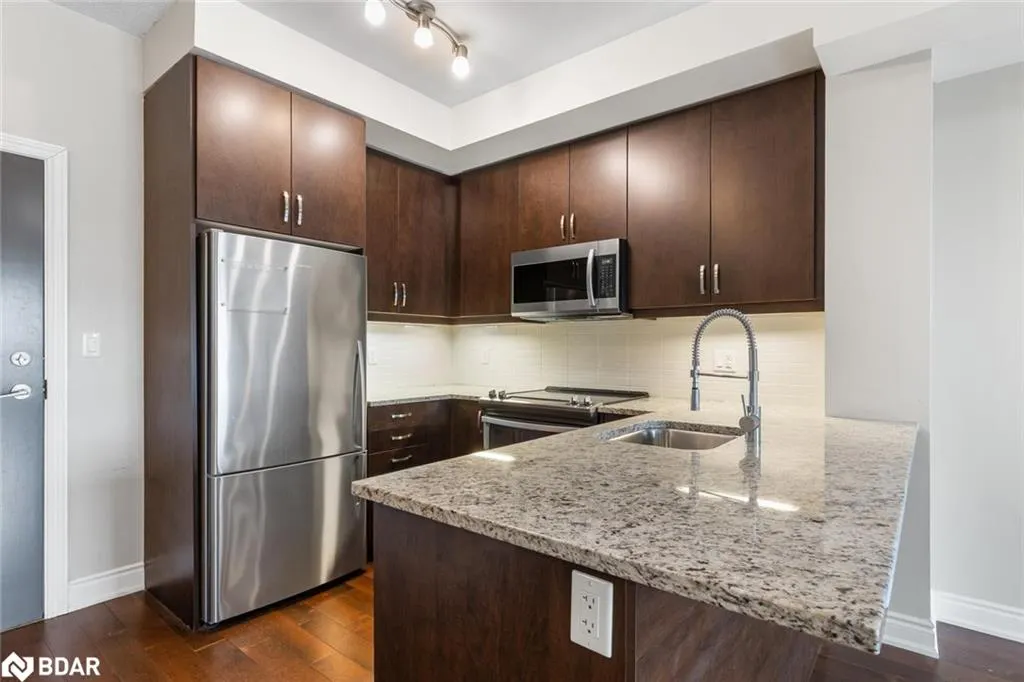 3170 Erin Mills Parkway, #333