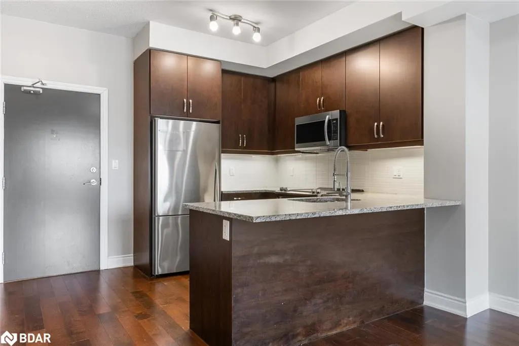 3170 Erin Mills Parkway, #333