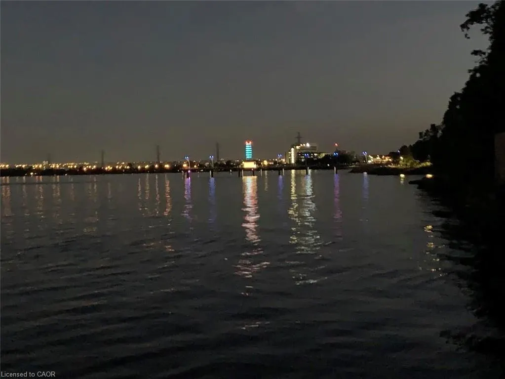 2136 Old Lakeshore Road, #3