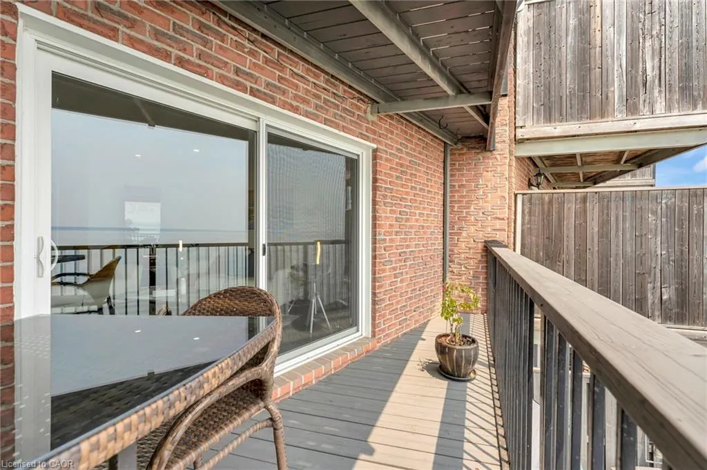 2136 Old Lakeshore Road, #3