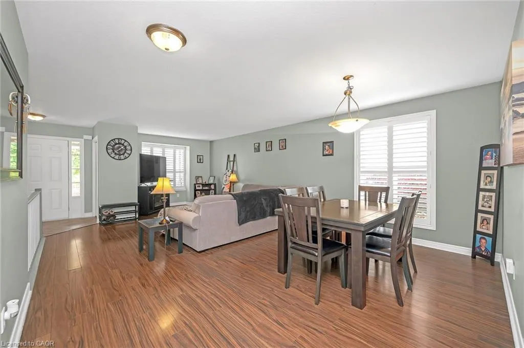 307 Brant County Rd #18