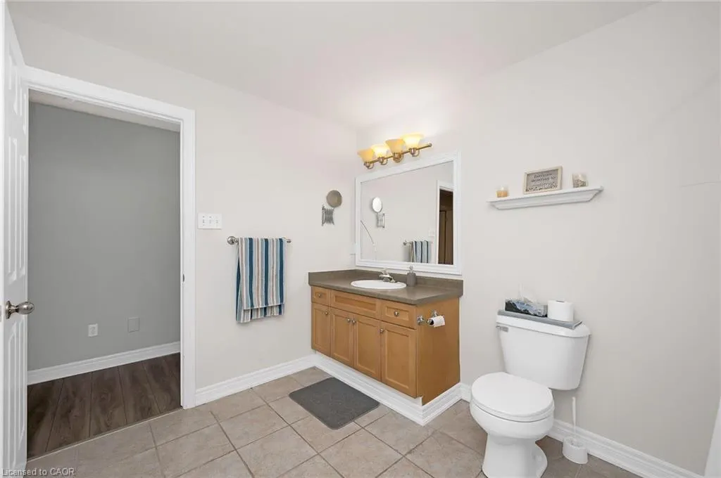 307 Brant County Rd #18
