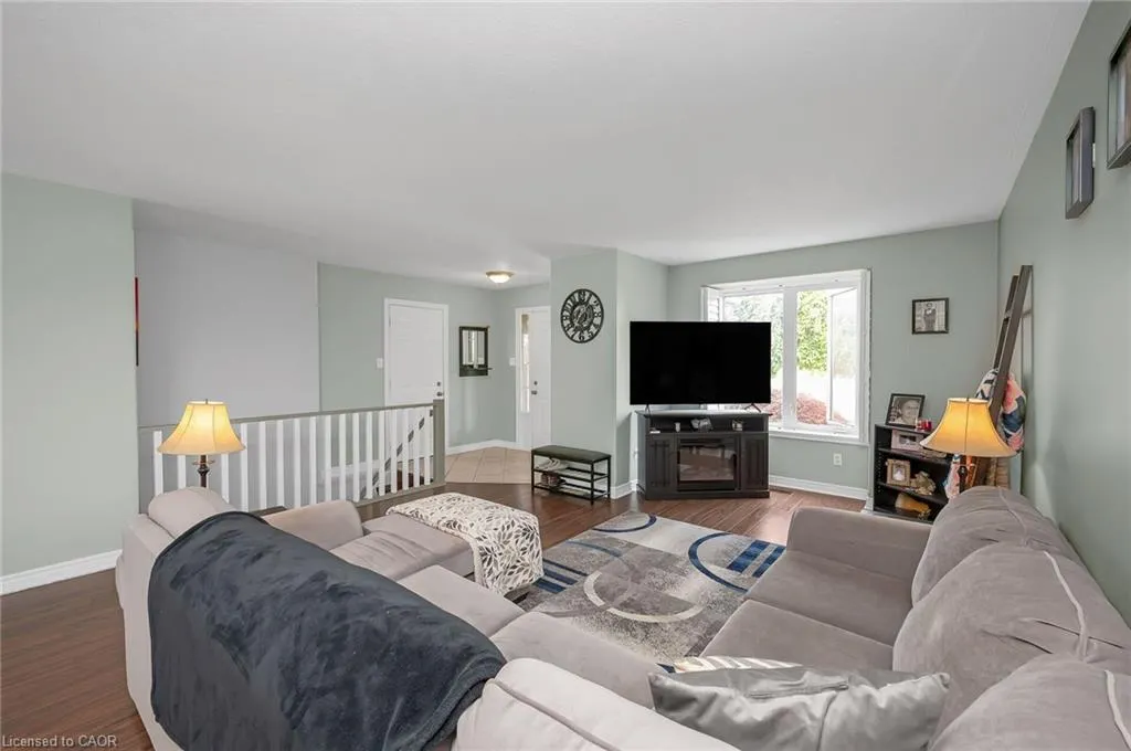 307 Brant County Rd #18