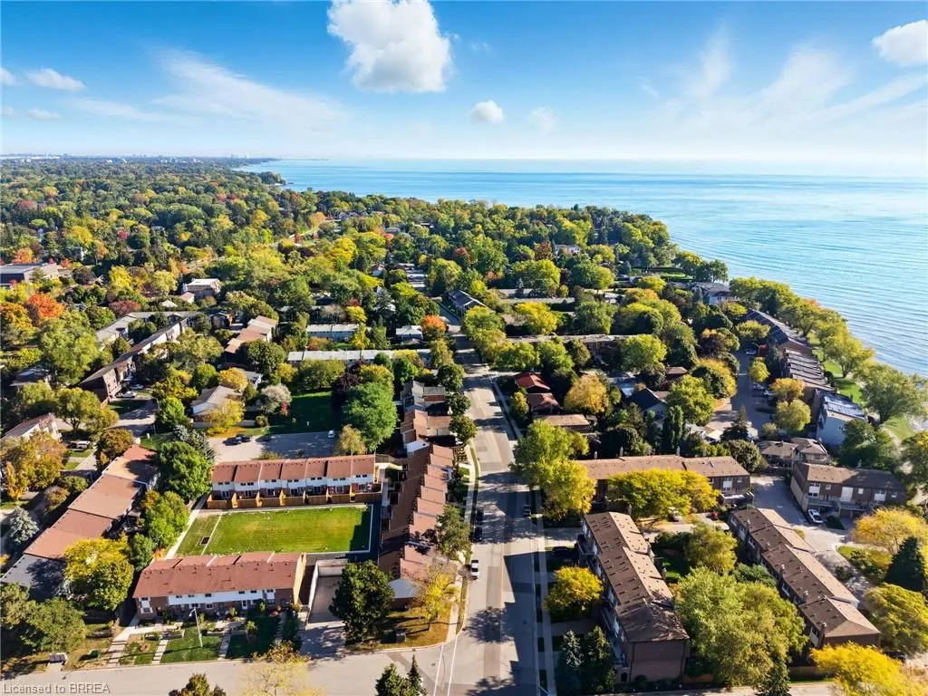 2107 Marine Drive, #21
