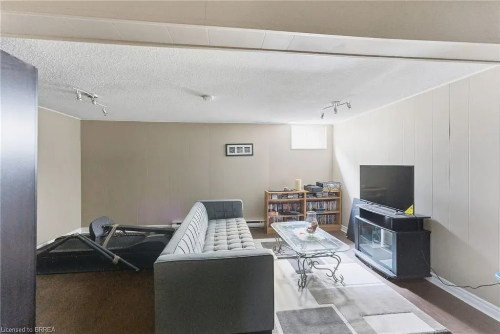 2107 Marine Drive, #21
