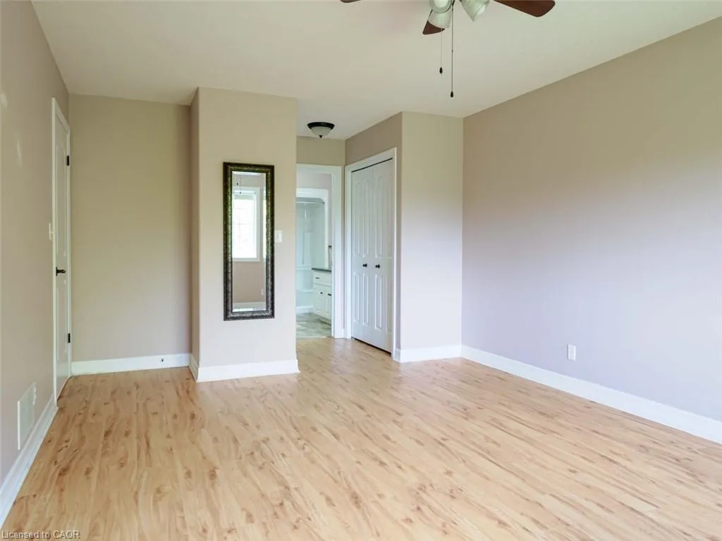 409 Queen Street S, #8