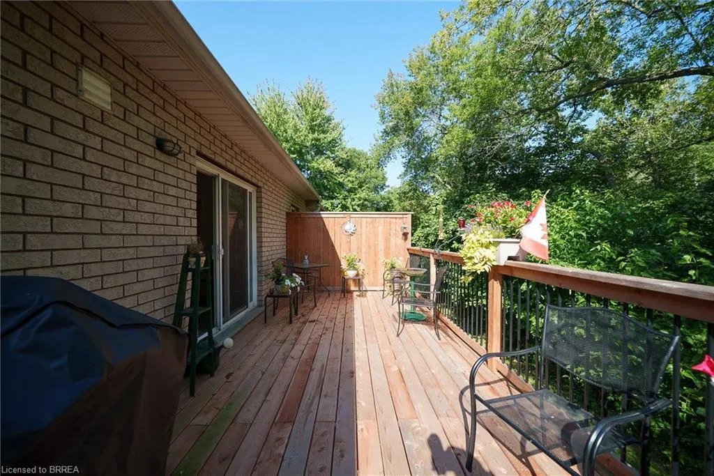 24 Hardy Road, #8