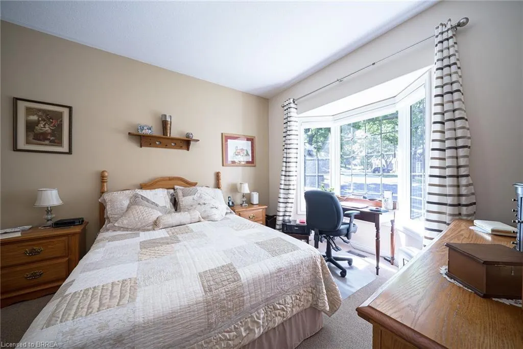 24 Hardy Road, #8