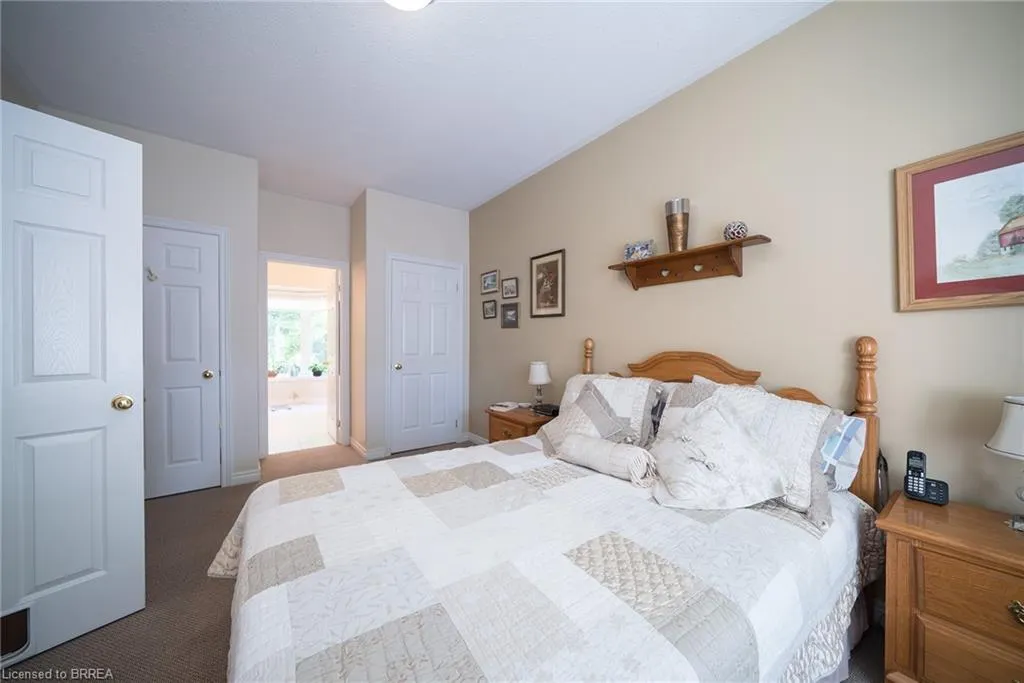 24 Hardy Road, #8