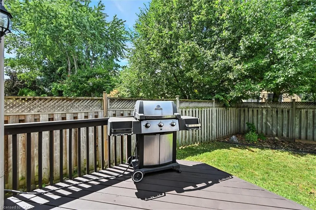 479 Taylor Crescent