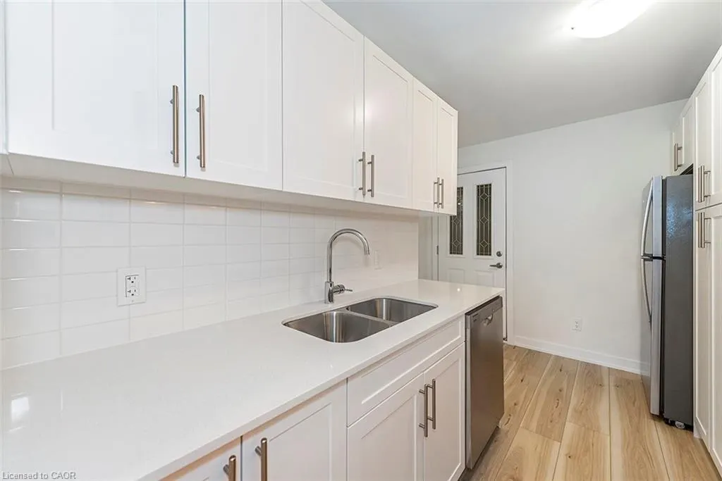 1444 Upper Ottawa Street, #26