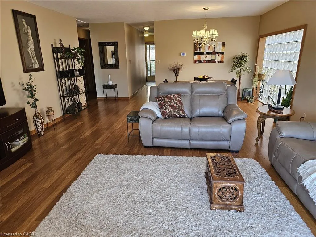 42 Donly Drive S, #11