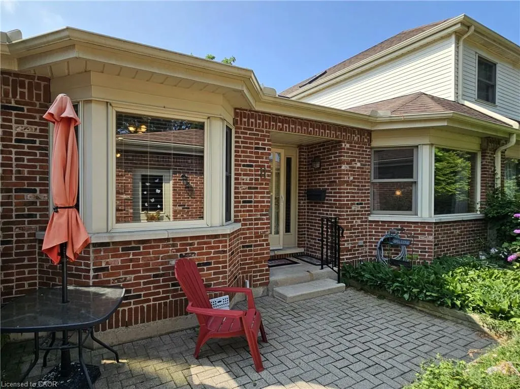 42 Donly Drive S, #11