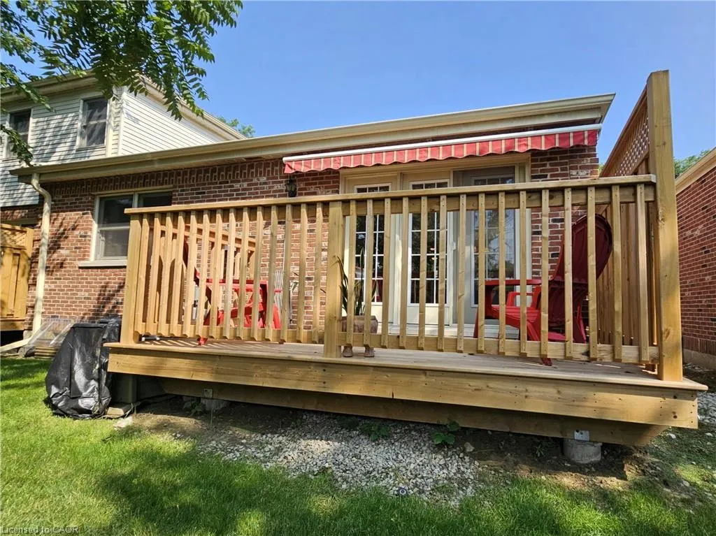42 Donly Drive S, #11