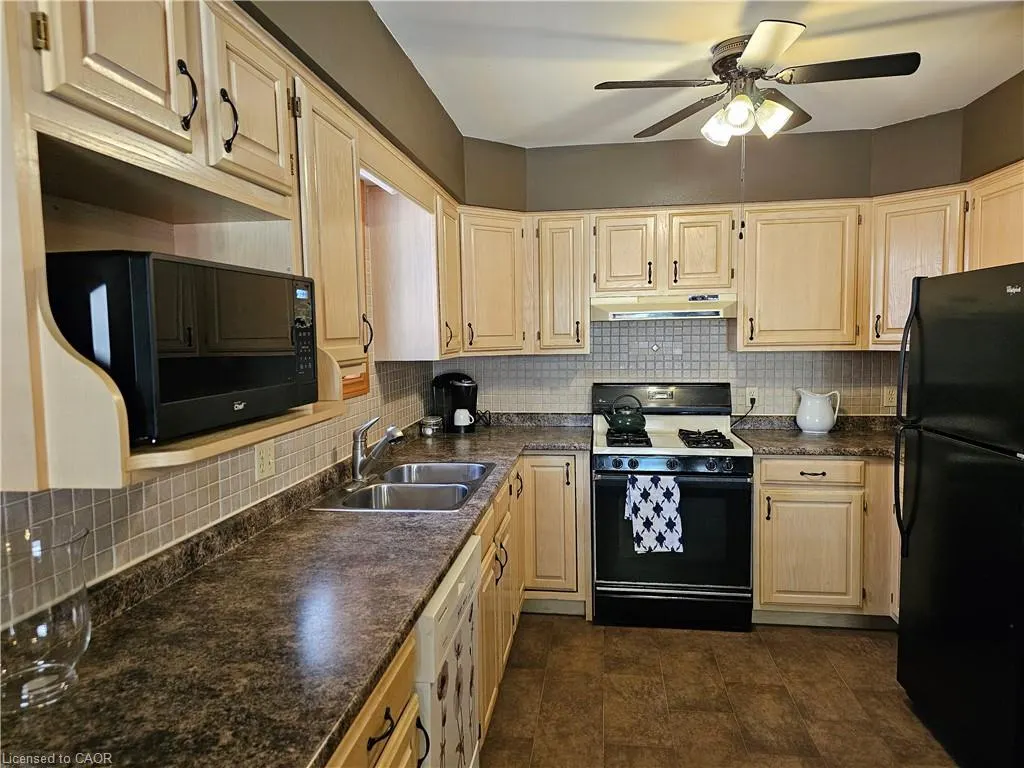 42 Donly Drive S, #11