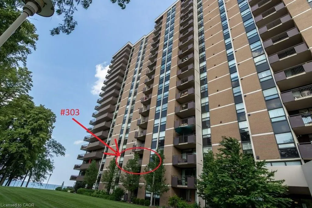 500 Green Road, #303
