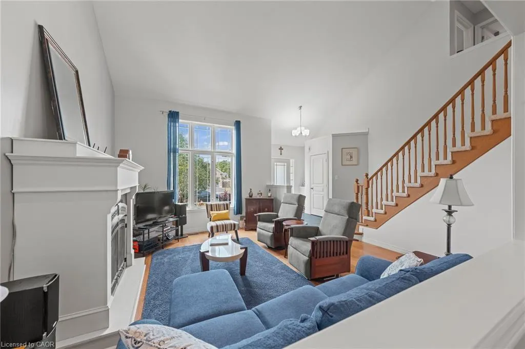 4 Irongate Drive