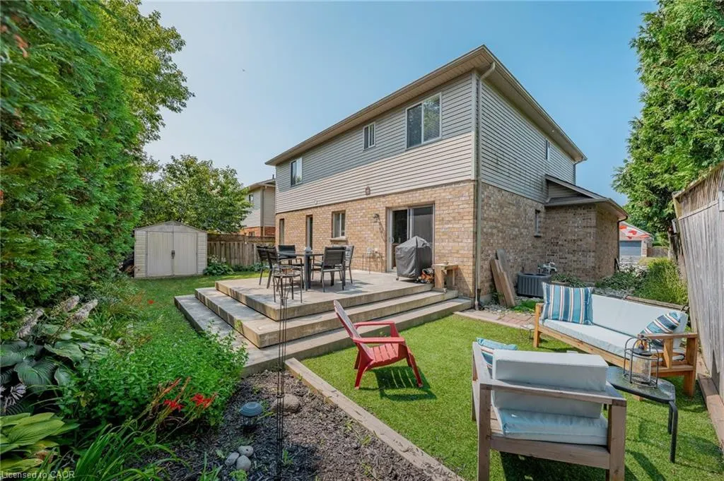 4 Irongate Drive