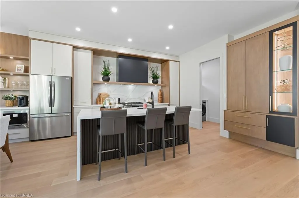 141 Parkside Drive