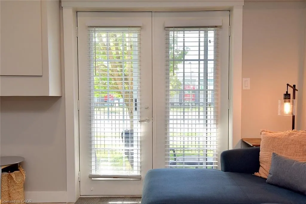 2035 Appleby Line, #103