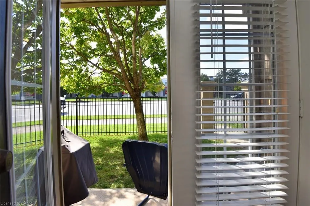 2035 Appleby Line, #103