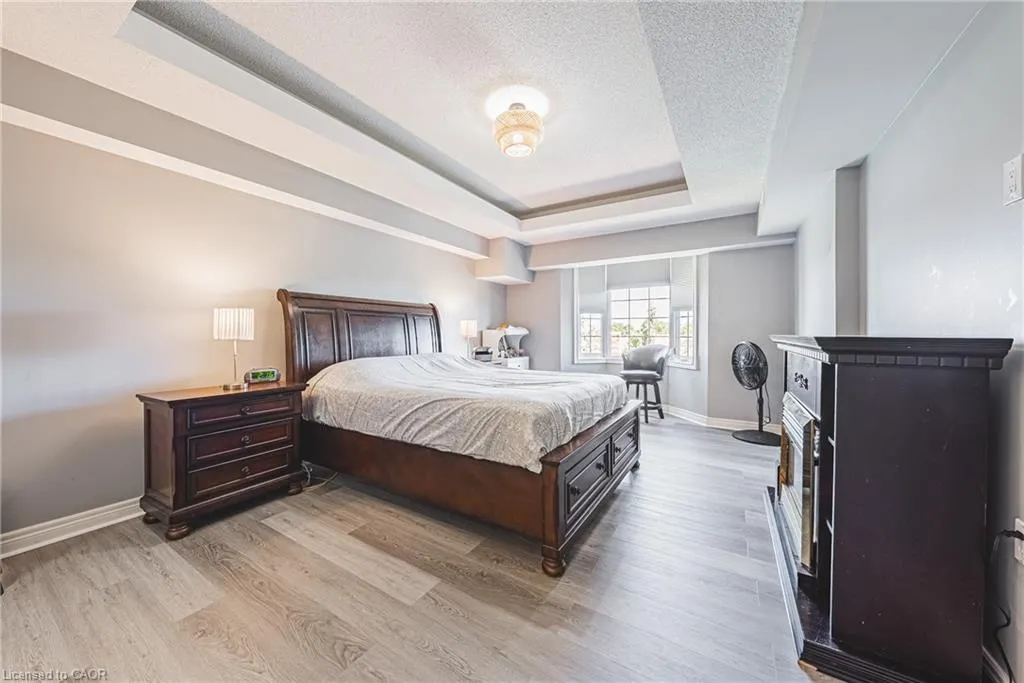 990 Golf Links Road, #308