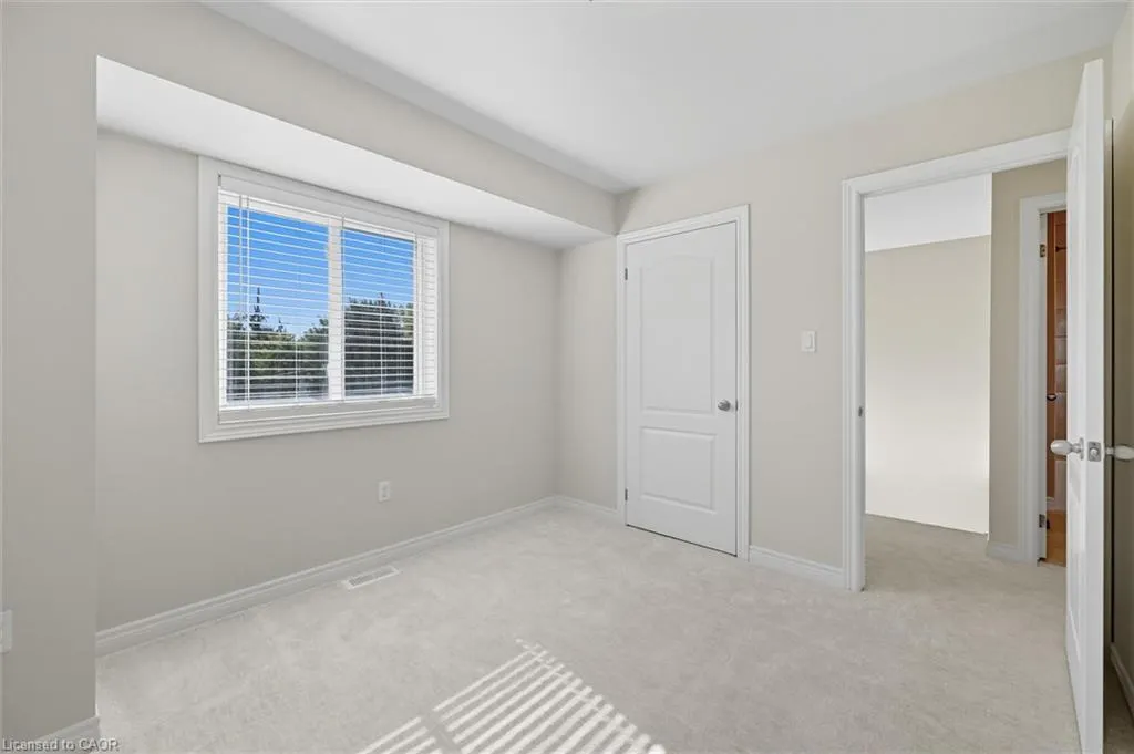 88 Wood Street E