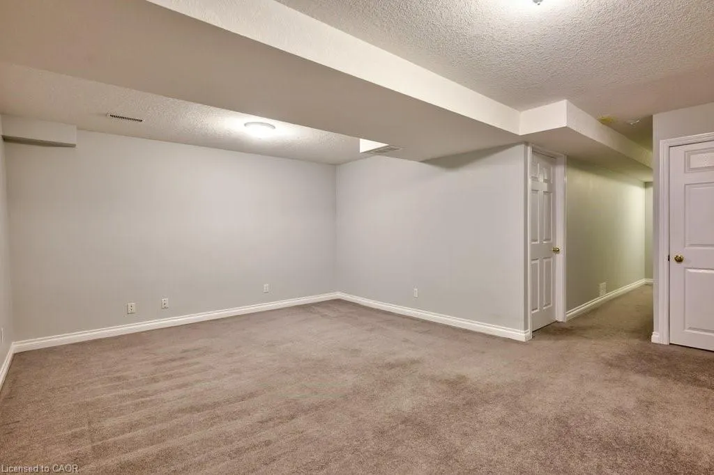 84 Westmeadow Drive, #2