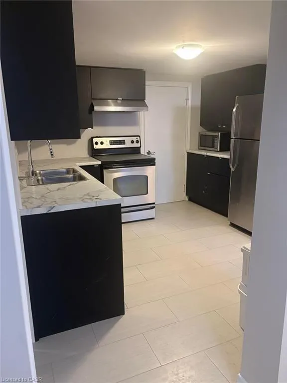 4 Hart Place, #LOWER