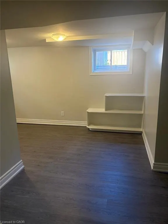 4 Hart Place, #LOWER