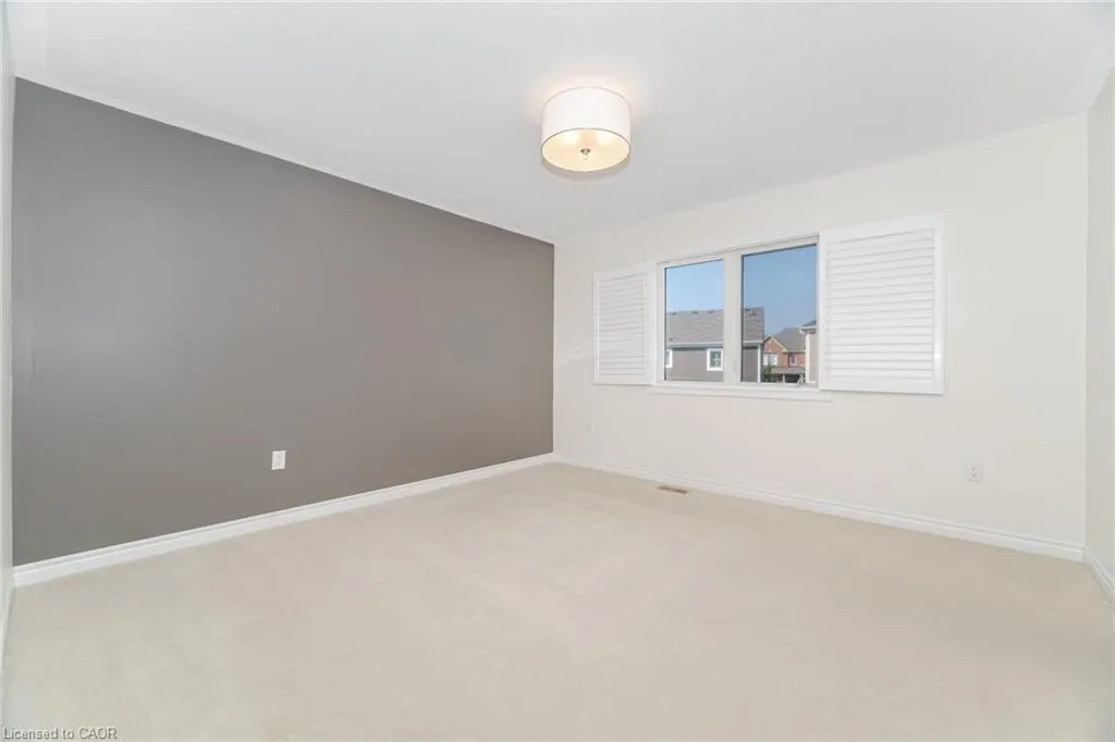 28 Pickett Place