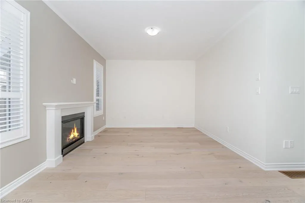 28 Pickett Place