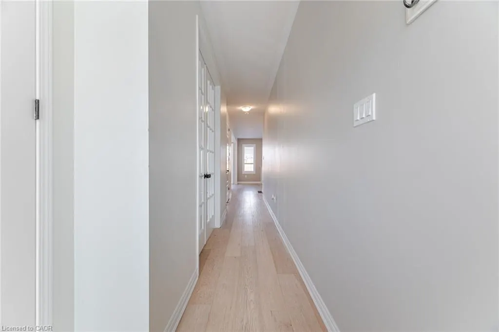 28 Pickett Place