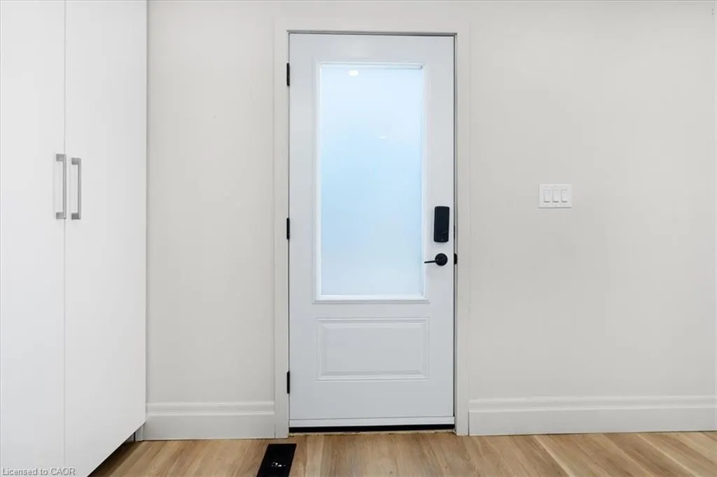 449 Upper Wellington Street, #1