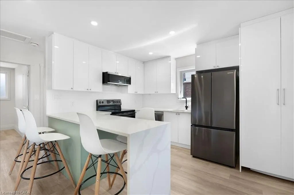 449 Upper Wellington Street, #1