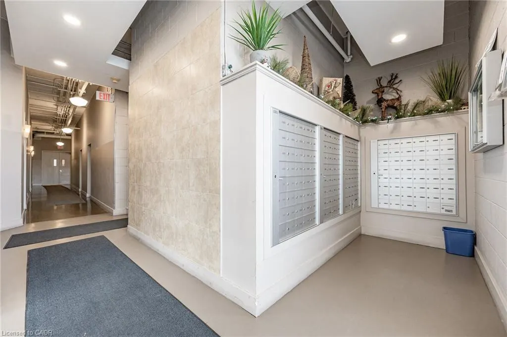 404 King Street W, #128