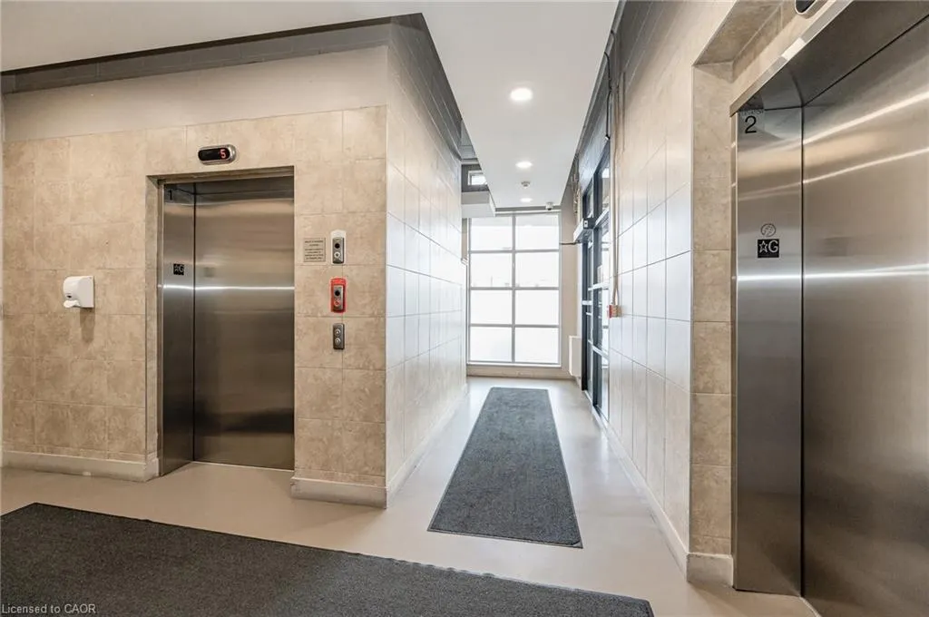 404 King Street W, #128