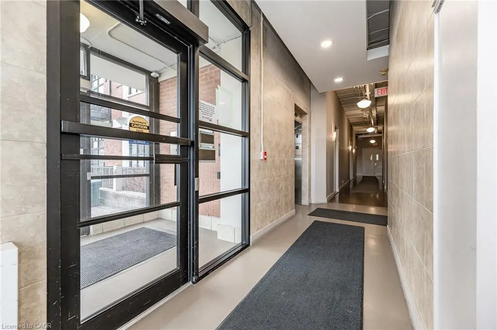 404 King Street W, #128