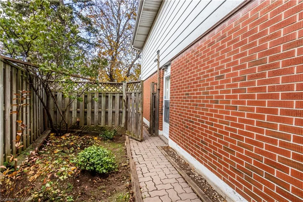 1 Isaac Court, #Lower