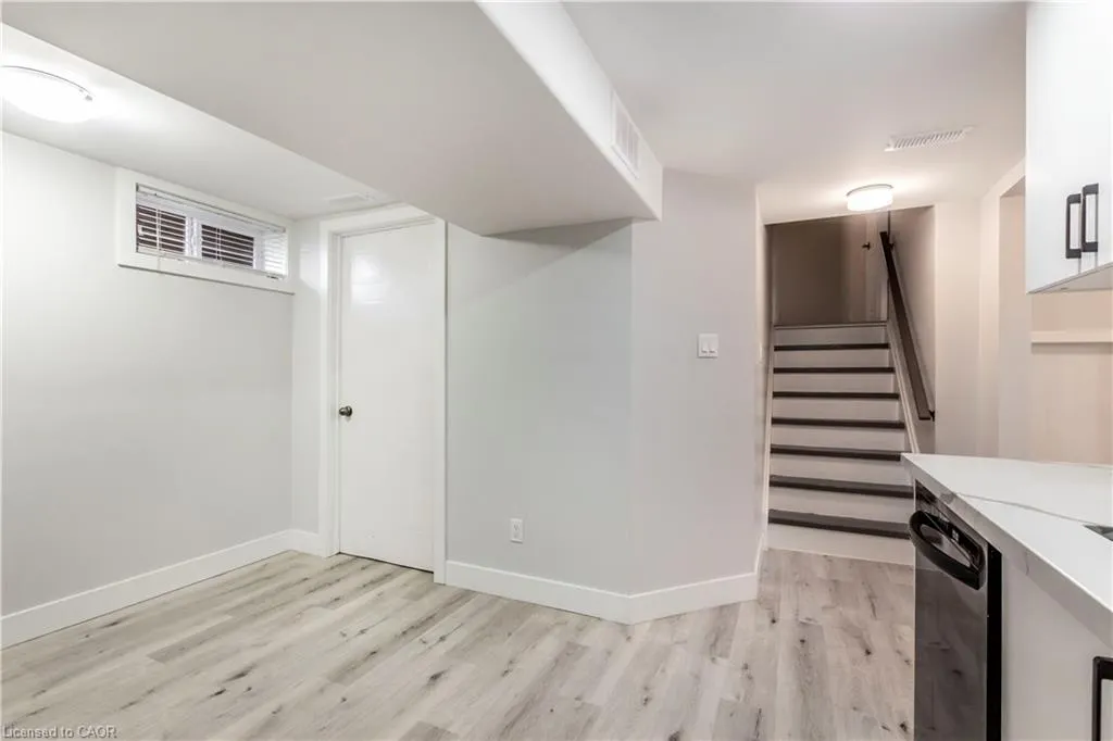 1 Isaac Court, #Lower