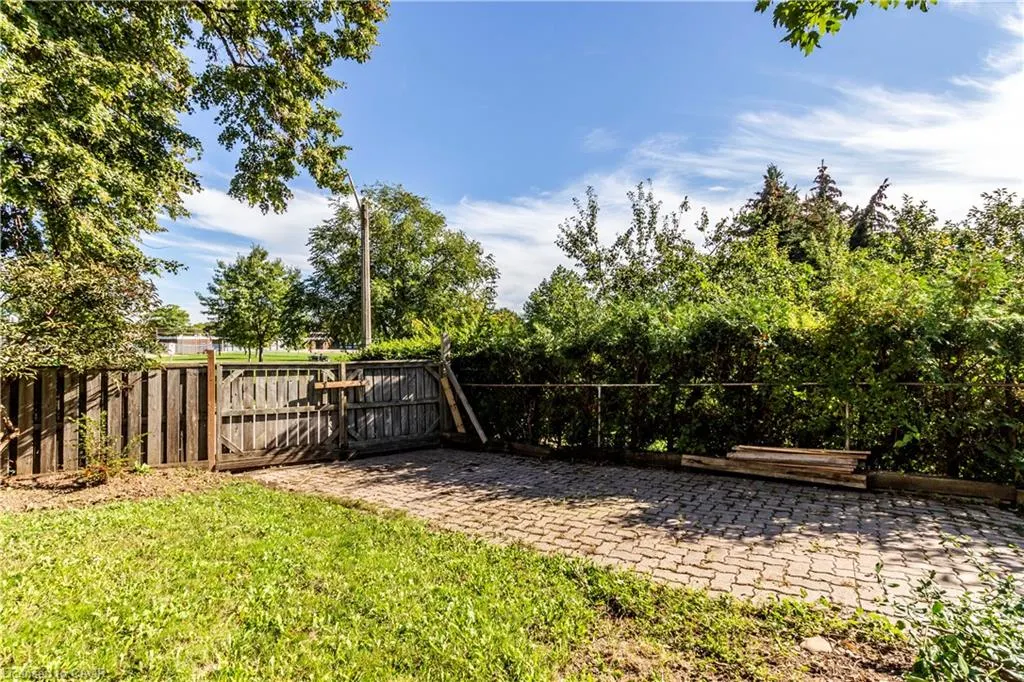 1 Isaac Court, #Lower