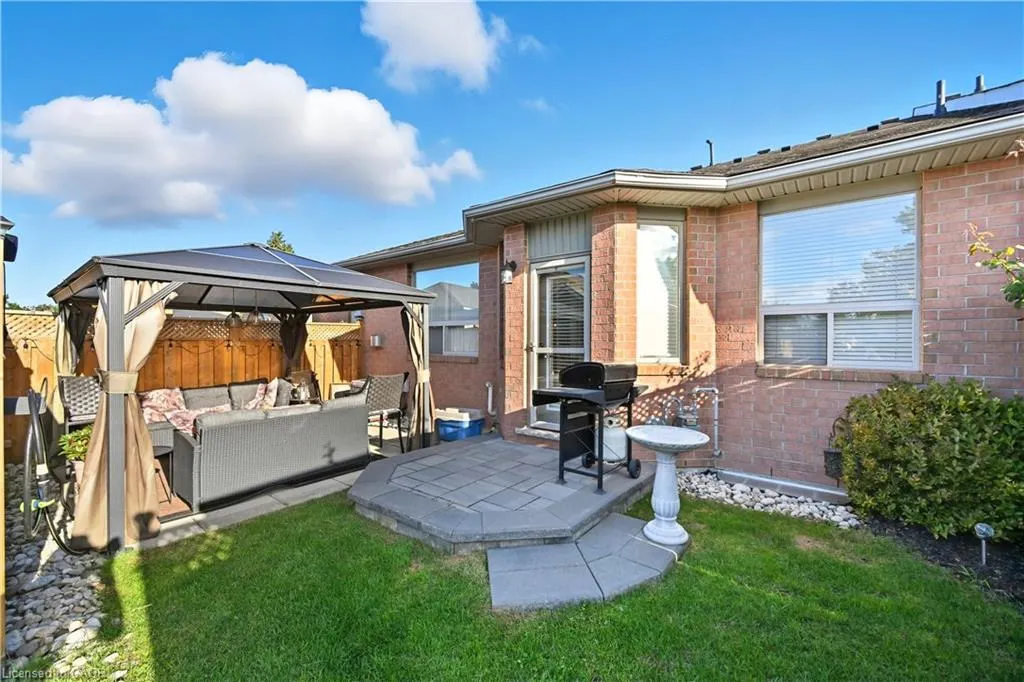 55 Northern Breeze Street, #33