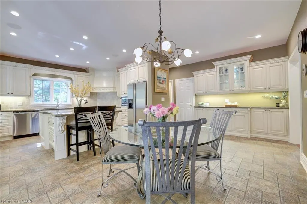 1227 Riverbank Way
