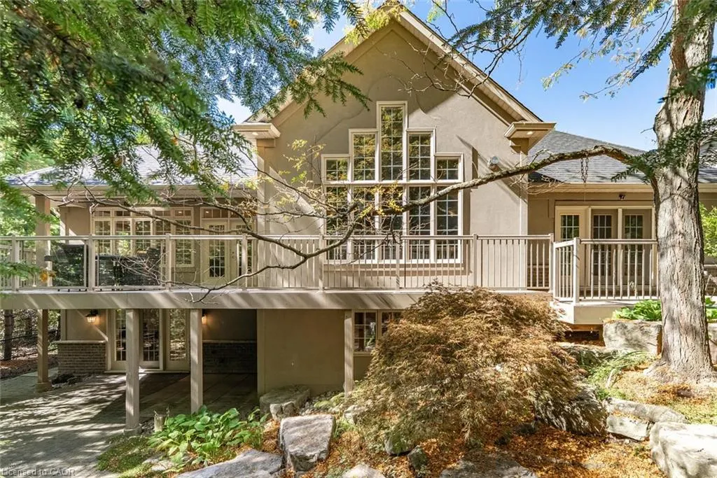 1227 Riverbank Way