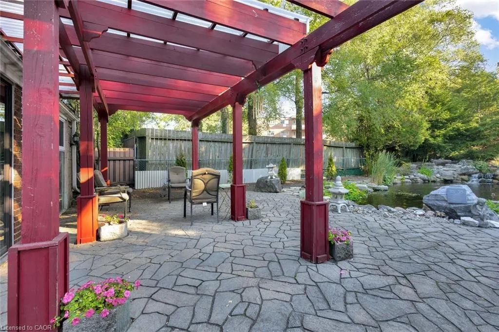 63 Hardale Crescent